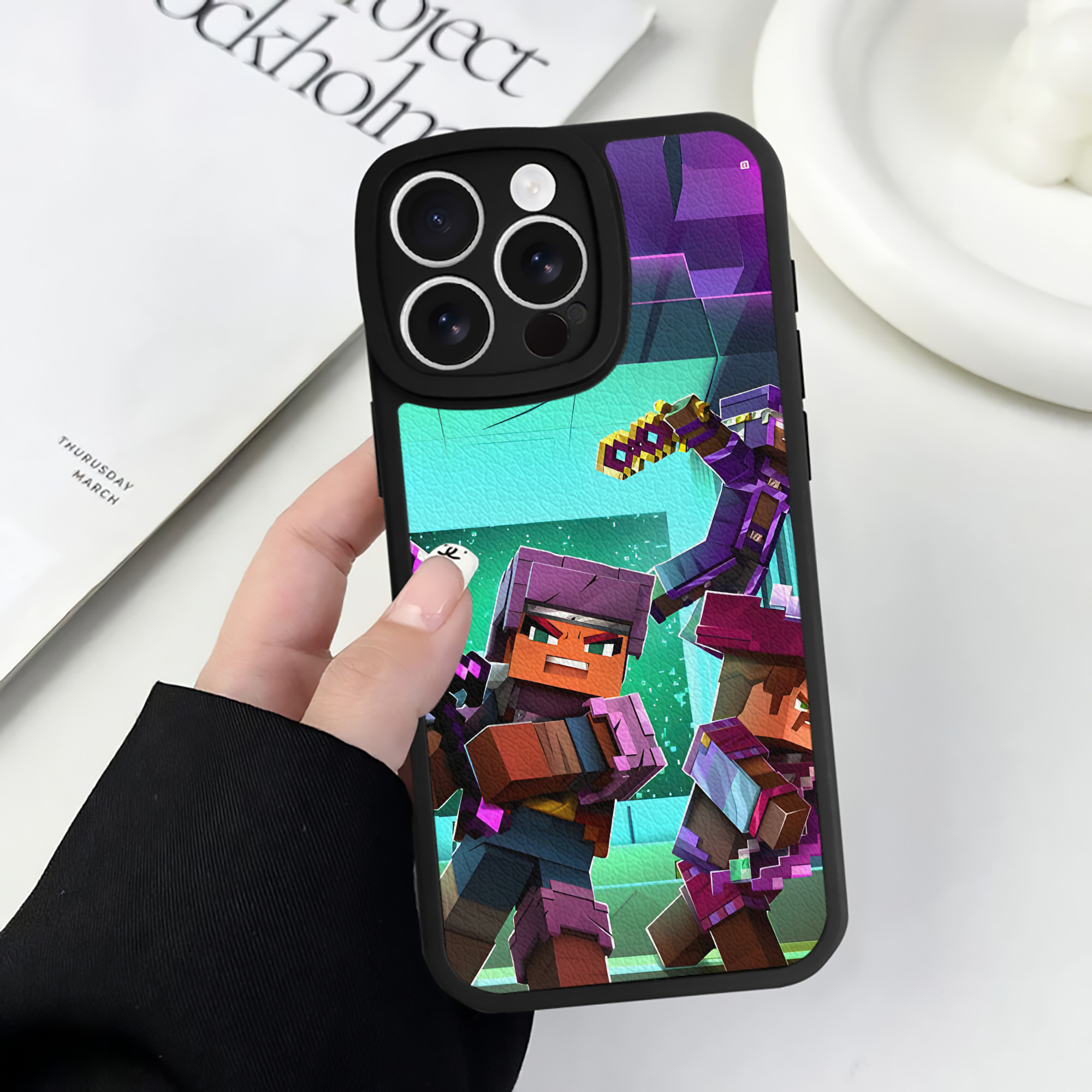 （画像用） マインクラフト ブロックの世界 Minecraft MC Block world 【iPhone 16シリーズ対応】シリコンスマホケース（レザー調） 材質：シリコン